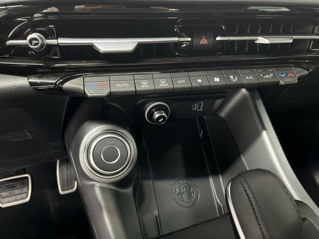 Alfa Romeo Tonale SPECIALE 1.3 MULTI-AIR PHEV 280 CV Q4 4WD 5P AUT 9
