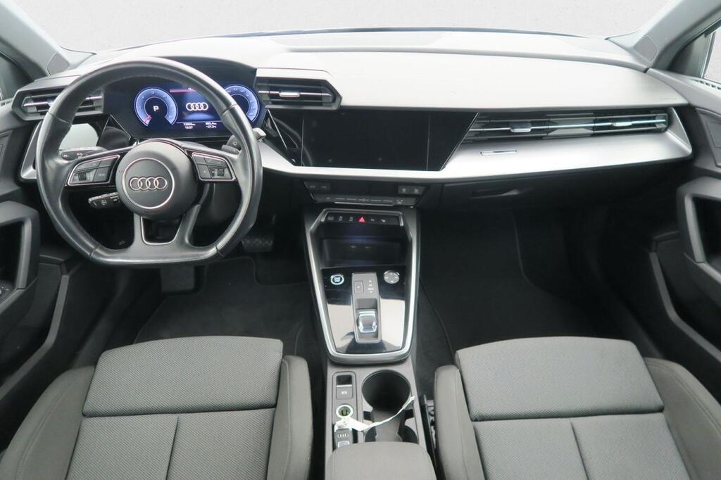 Audi A3 SPORTBACK GENUINE EDITION 35 2.0 TDI 150 CV S TRONIC 5P 8