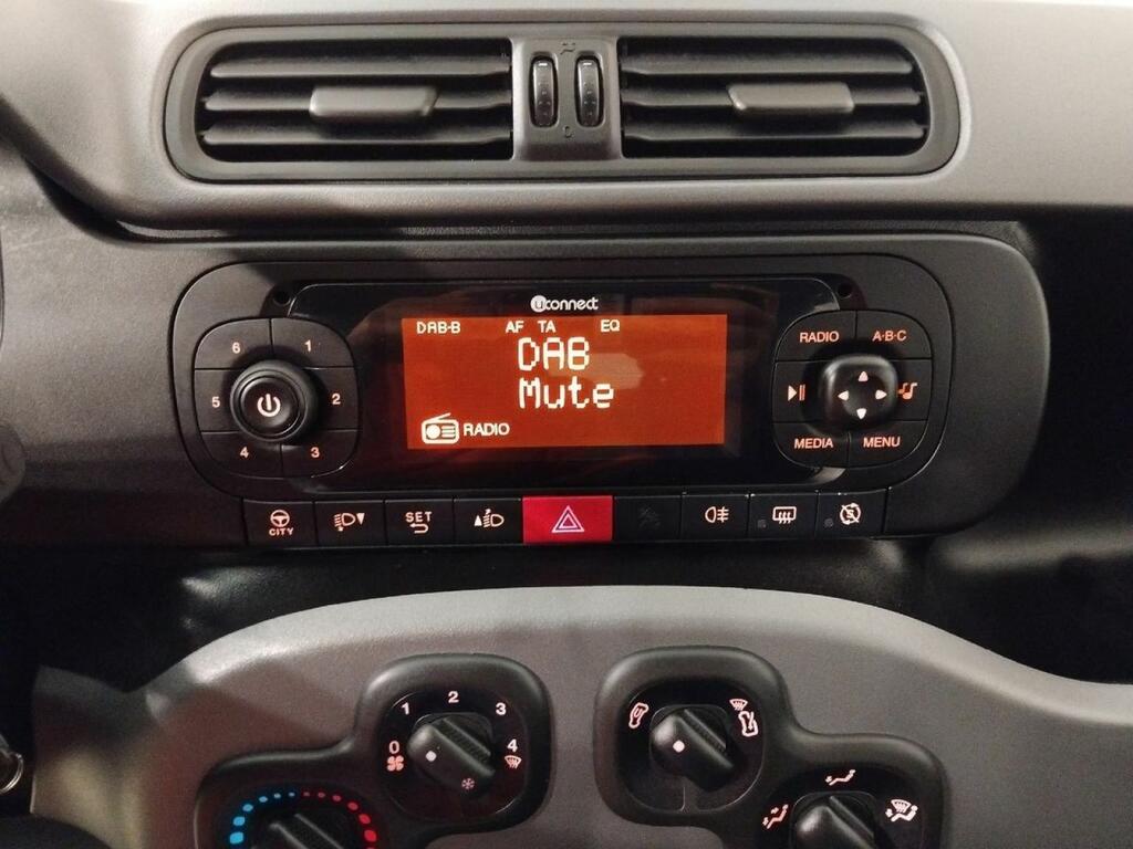 Fiat Panda CITY LIFE 1.0 MHEV 70 CV 5P 7
