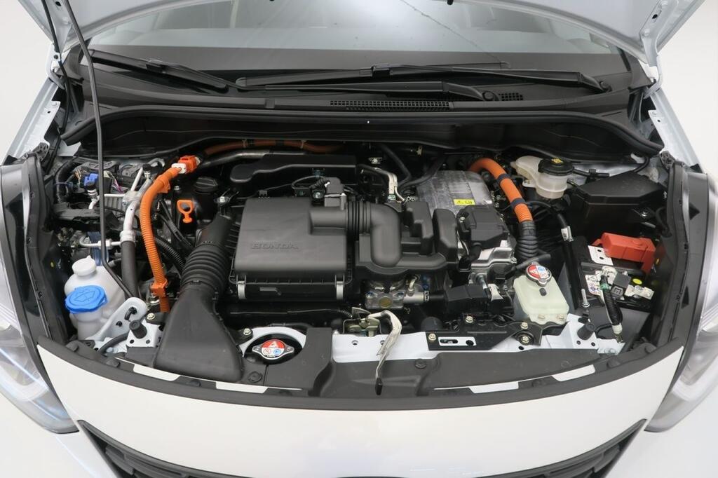 Honda Jazz HYBRID 2024 1.5I-MMD CROSSTAR 19