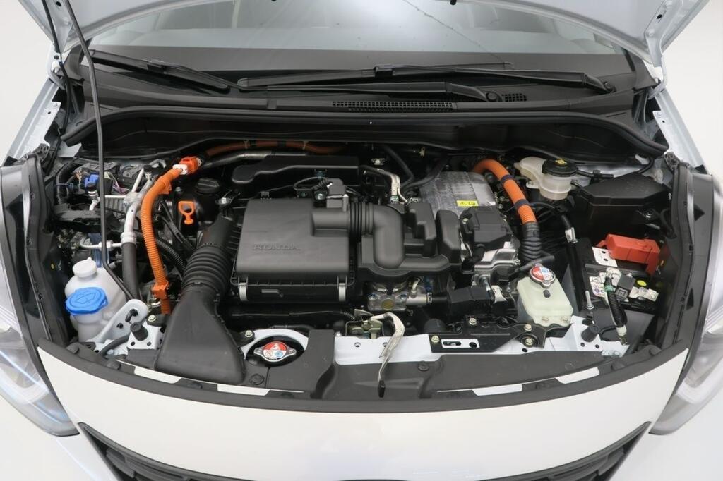 Honda Jazz HYBRID 2024 1.5I-MMD CROSSTAR 19