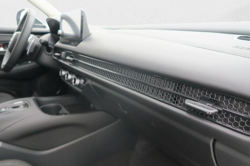 Honda ZR-V ELEGANCE 2.0I-MMD 184CV CVT 5P. 17