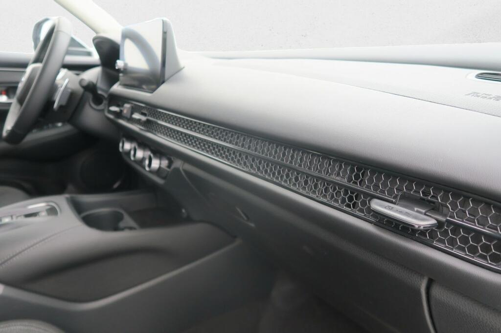 Honda ZR-V ELEGANCE 2.0I-MMD 184CV CVT 5P. 17