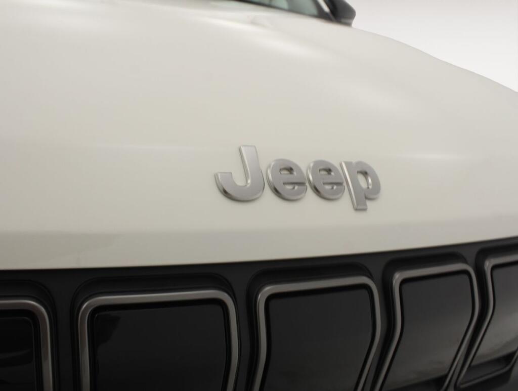 Jeep Avenger LONGITUDE 1.2 ICE 100CV 20
