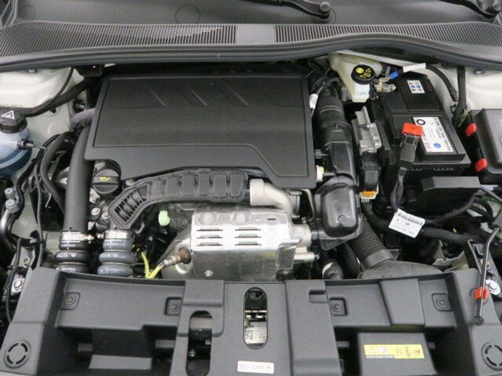 Jeep Avenger LONGITUDE 1.2 ICE 100CV 18