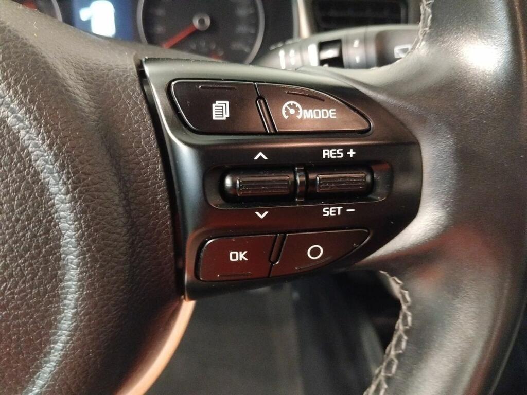 Kia Stonic CONCEPT 1.0 T-GDI MHEV IMT 100 CV 5P 9