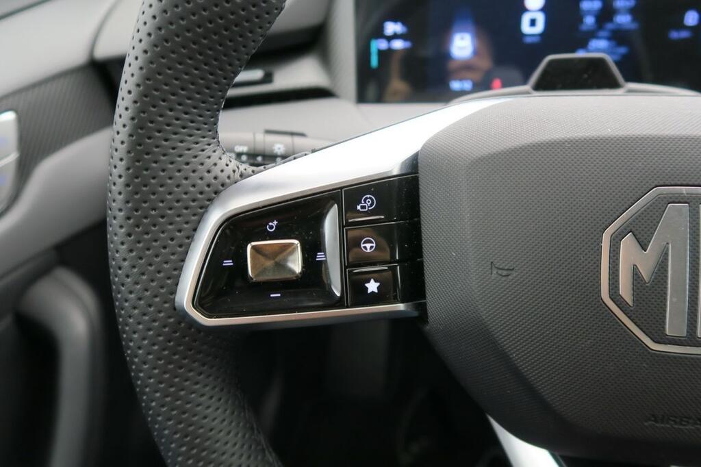 MG S5 MGS5 EV 64KWH LUXURY 13