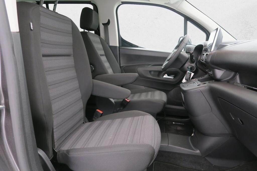 Opel Combo Cargo Life Electric L Elegance Plus 100kw / 136 CV 13