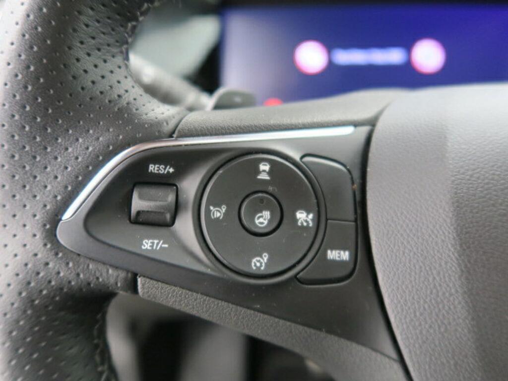 Opel Grandland GS E PHEV 300 CV AT8 9