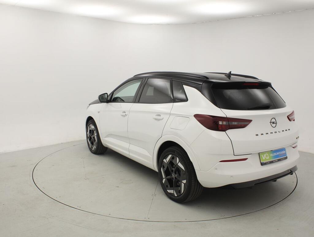 Opel Grandland GS E PHEV 300 CV AT8 3