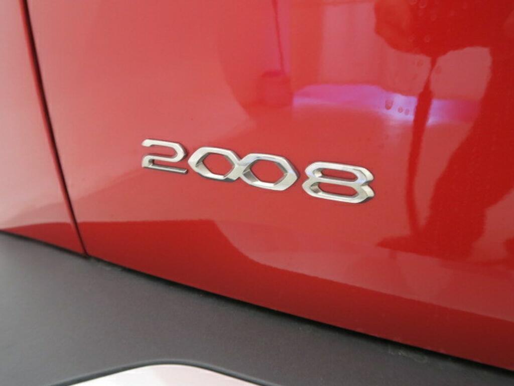Peugeot 2008 ALLURE PACK 1.5 BLUEHDI 130CV AUTO S&S 5P 19