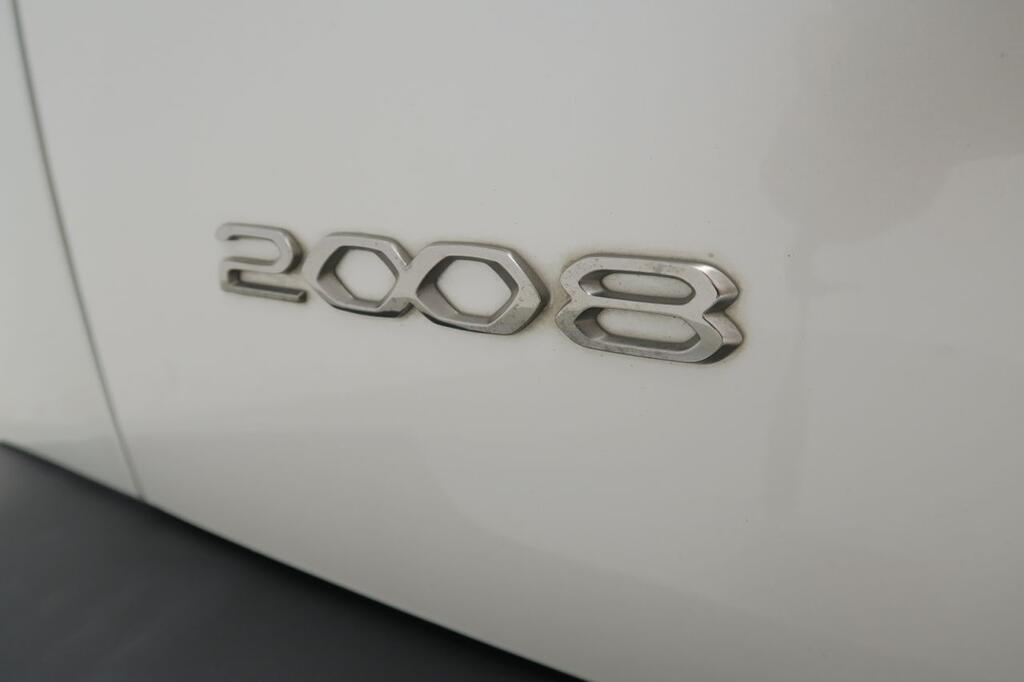 Peugeot 2008 GT 1.2 PURETECH 130CV AUTO 19