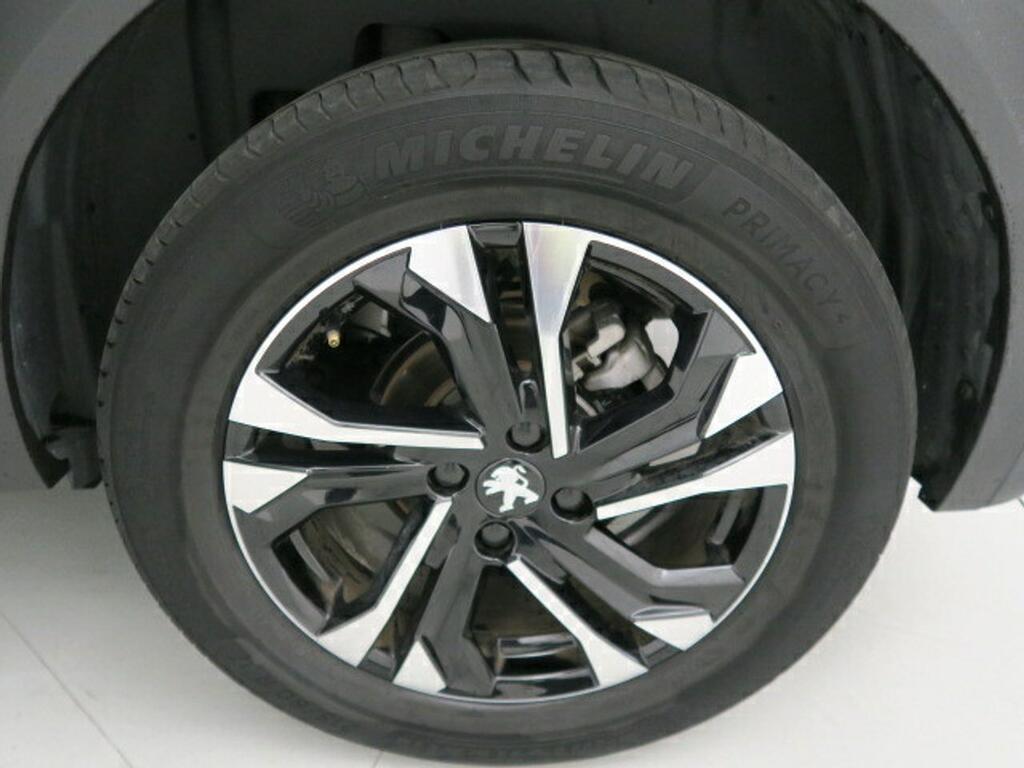 Peugeot 2008 GT LINE 1.2 PURETECH 130 CV 5P 26