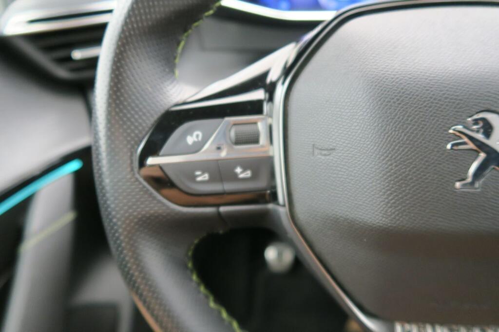 Peugeot 208 GT PACK 1.2 PURETECH 100CV S&S 6 VEL MAN 11