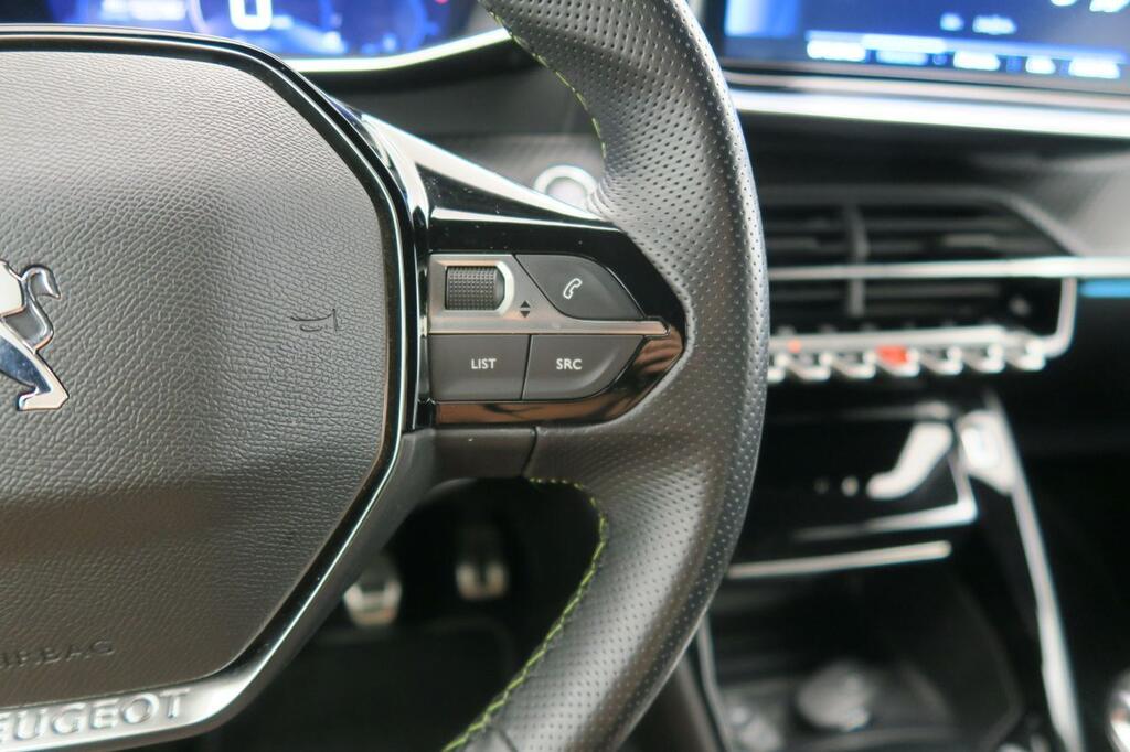 Peugeot 208 GT PACK 1.2 PURETECH 100CV S&S 6 VEL MAN 12