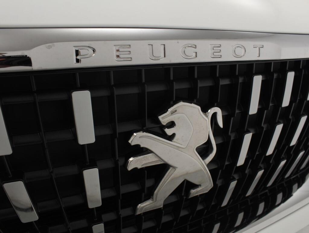 Peugeot 3008 ALLURE 1.2 PURETECH 130CV AUTO 5P 21