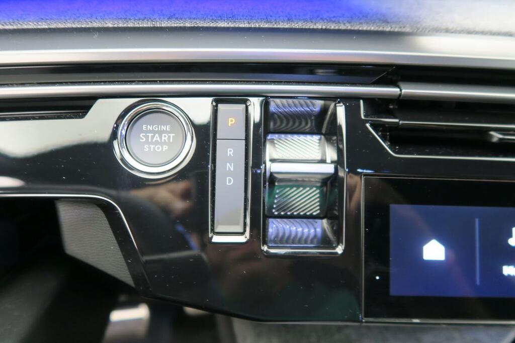 Peugeot 3008 GT ELECTRICO BEV 214CV 157KW 5P 10