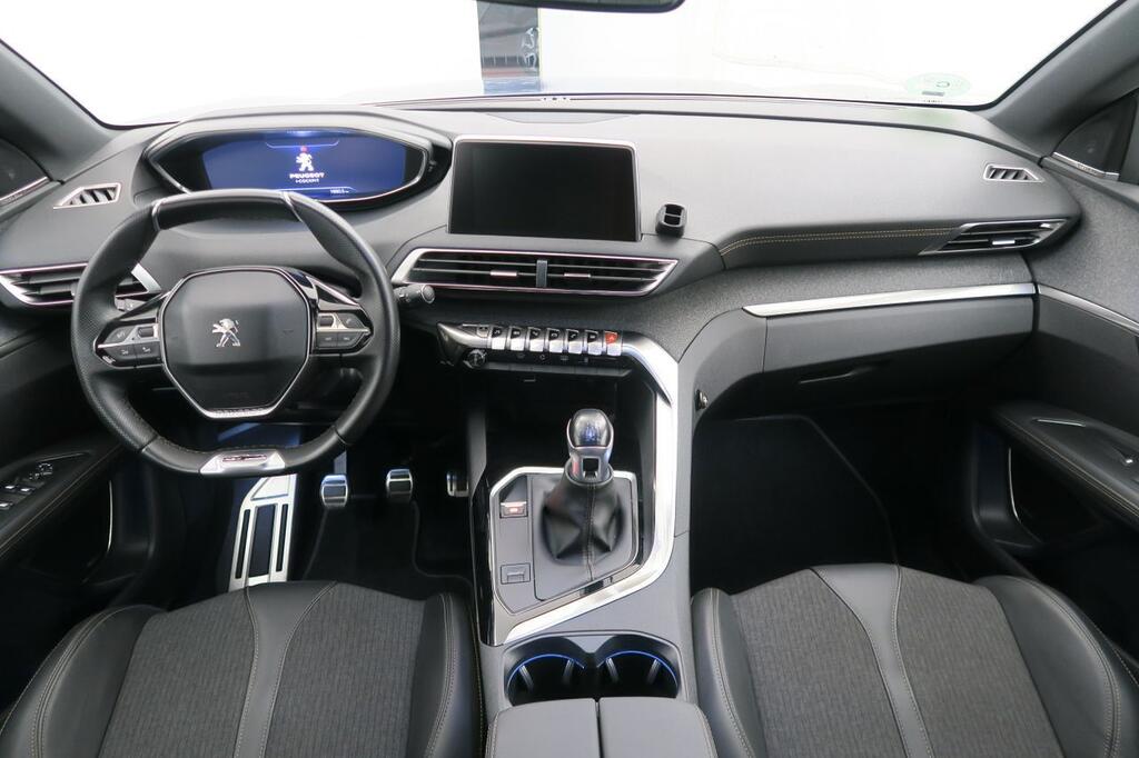 Peugeot 3008 GT LINE 1.2 PURETECH 130CV S&S 6VEL MAN 5P 13
