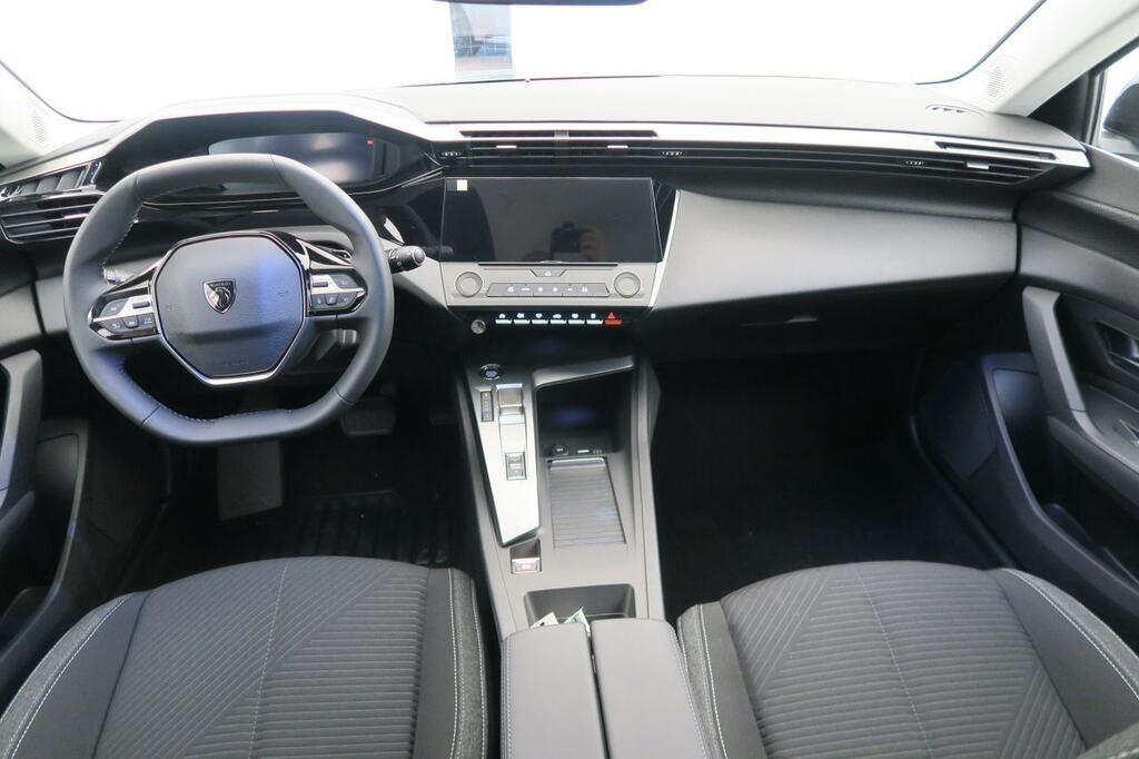 Peugeot 308 5p Active Pack PLUG-IN HYBRID 180 e-EAT8 12