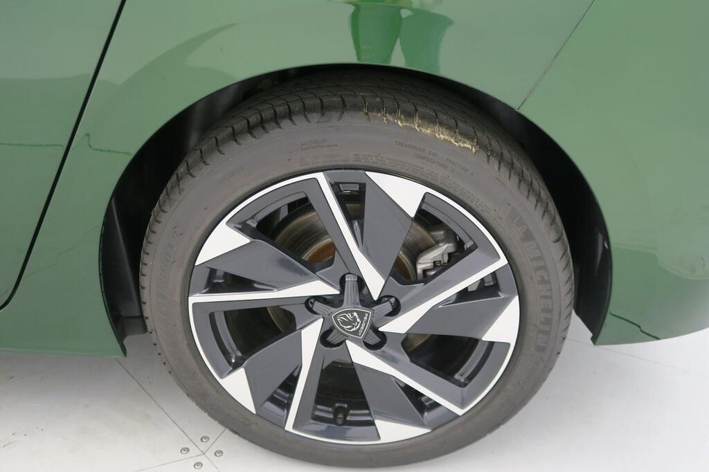 Peugeot 308 ACTIVE 1.6 PLUG-IN HYBRID 180CV E-EAT8 5P 22