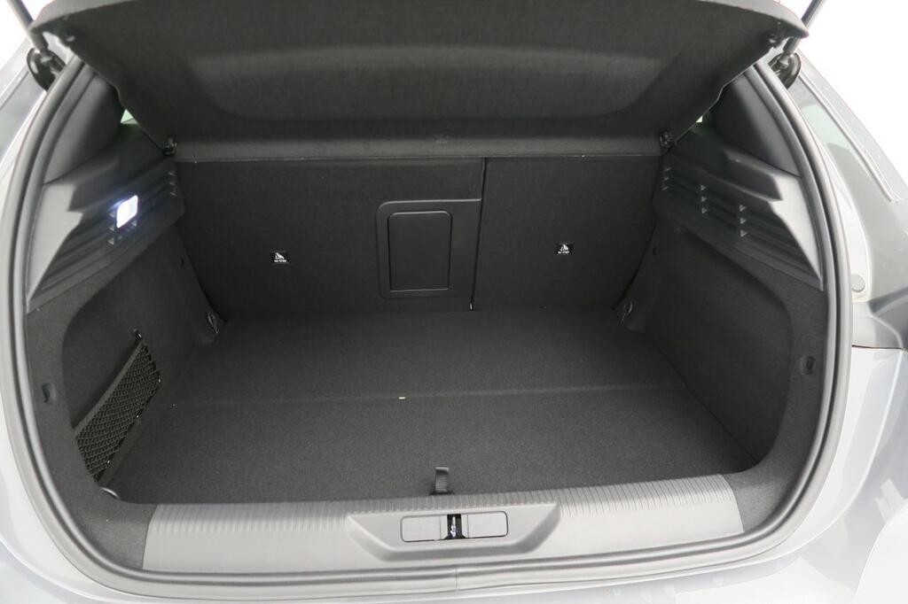 Peugeot 308 E-308 5p GT Eléctrico 156 (115 Kw) 16