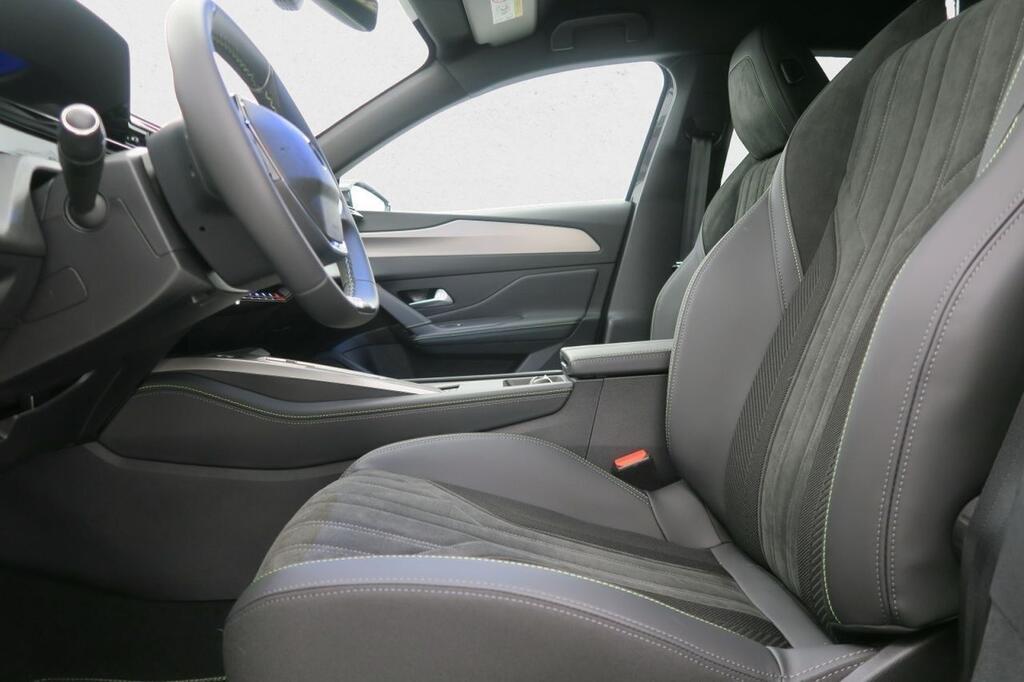 Peugeot 308 E-308 5p GT Eléctrico 156 (115 Kw) 14