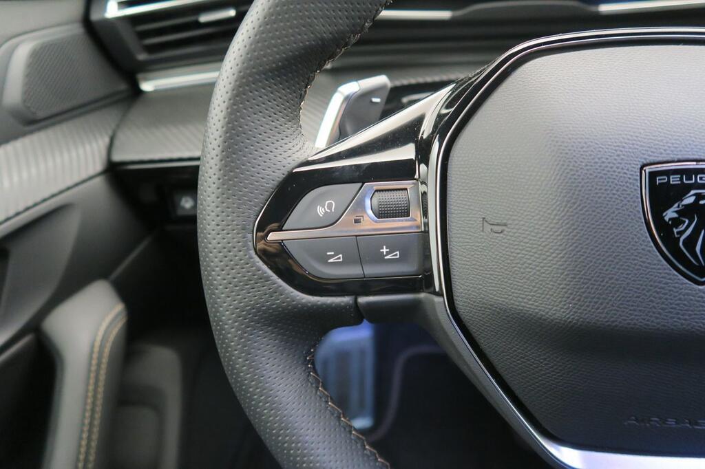 Peugeot 508 GT PLUG-IN HYBRID 180CV E-EAT8 5P 9