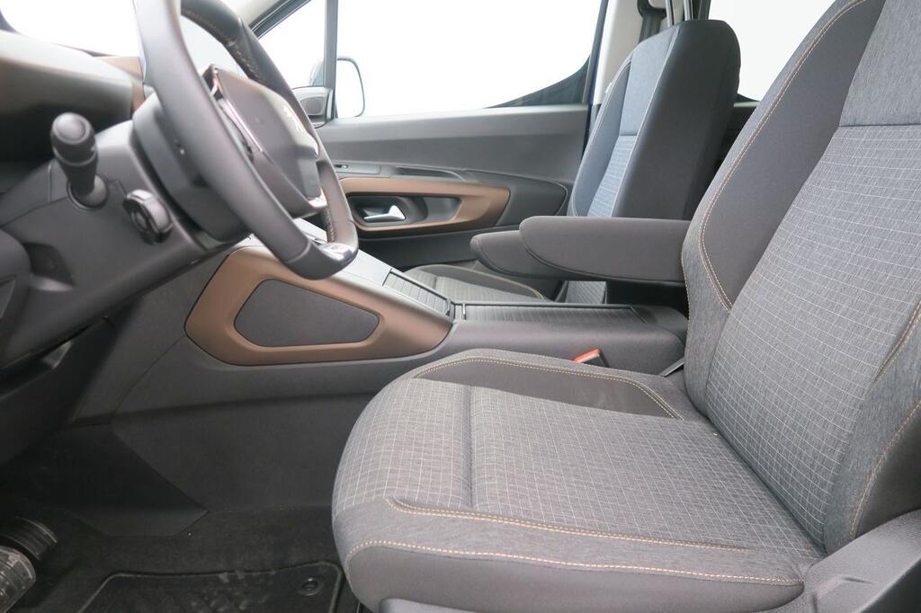Peugeot Rifter GT L1 BEV 136 CV STANDARD 5P 13