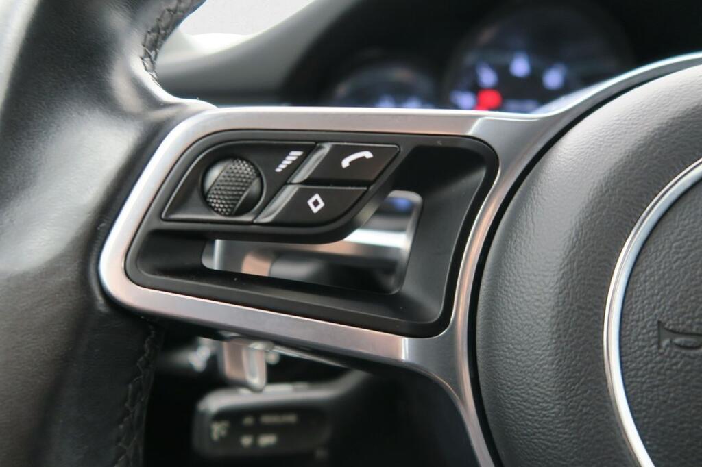 Porsche Macan 2.0T 245 CV 5P 12