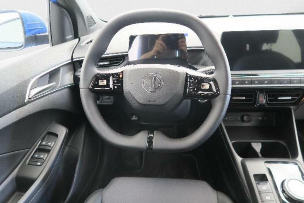 MG MG3 HEV LUXURY 15