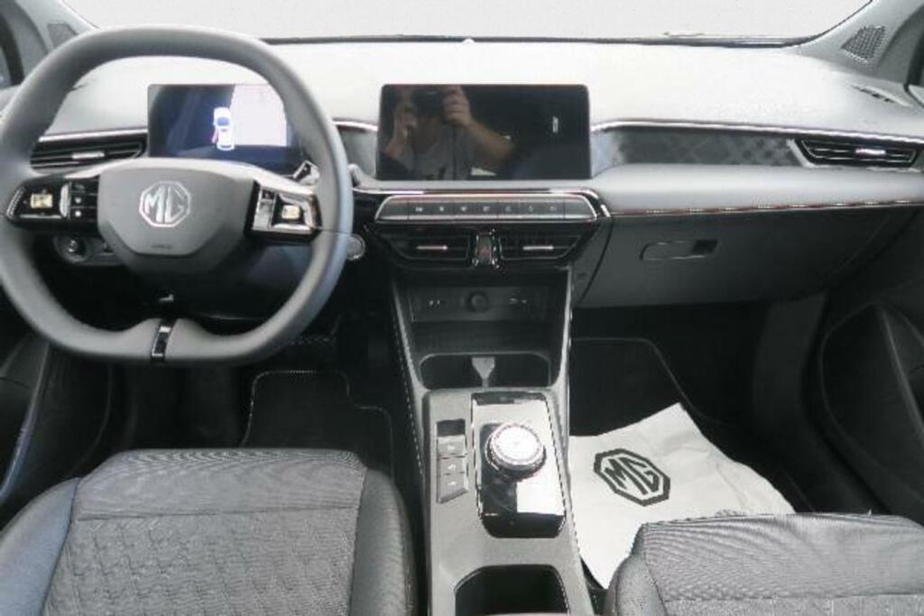 MG MG3 Berlina 1.5 HEV LUXURY 195 5P 3