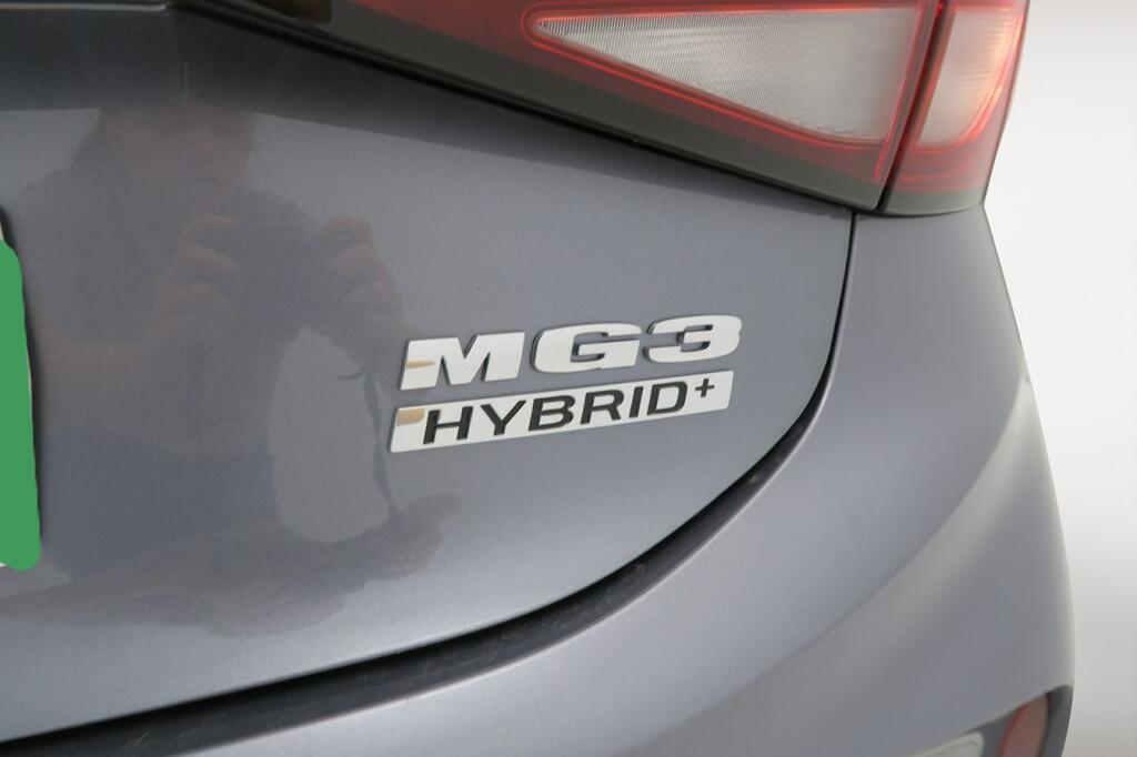 MG MG3 Berlina 1.5 HEV LUXURY 195 5P 20