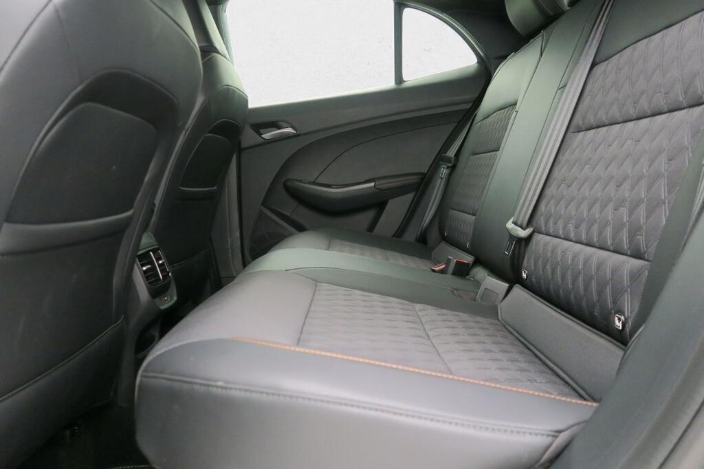 MG MG3 Berlina 1.5 HEV LUXURY 195 5P 19