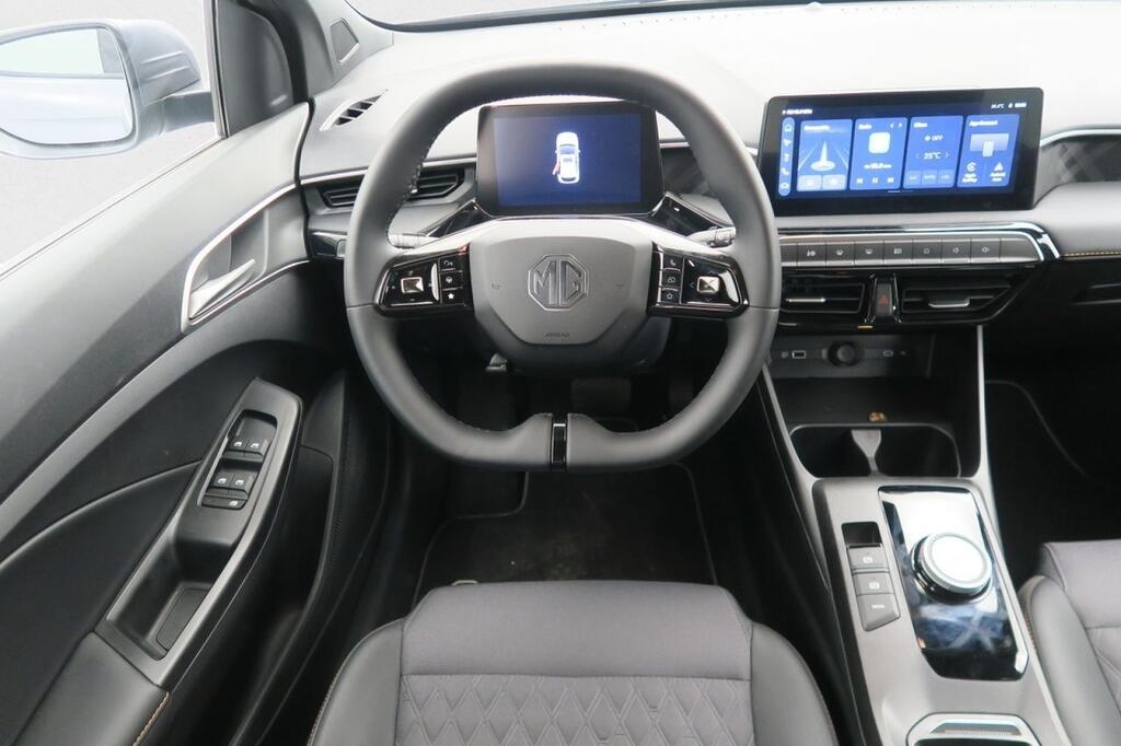 MG MG3 Berlina 1.5 HEV LUXURY 195 5P 15