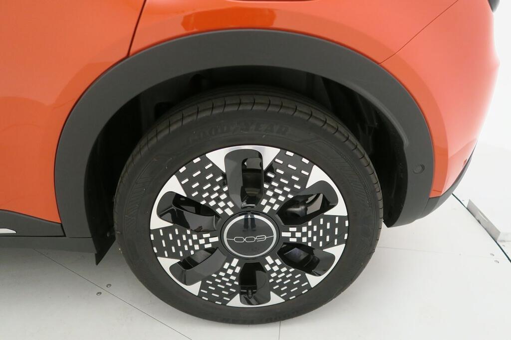 Fiat 600 E LA PRIMA 156CV 24