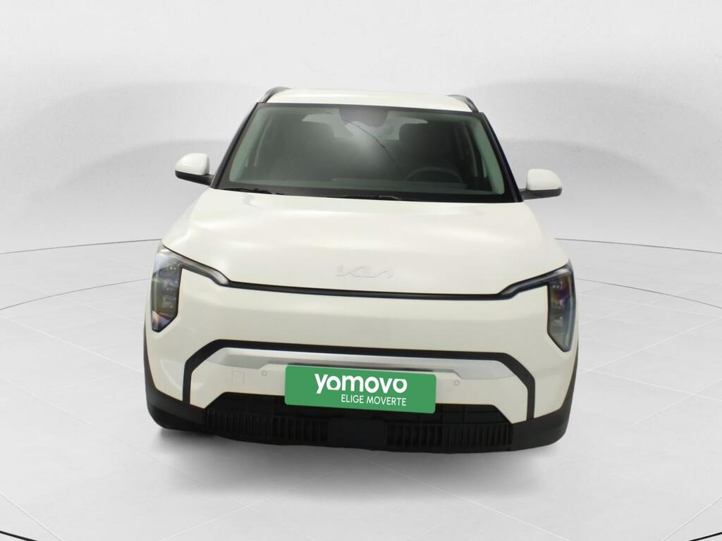 Kia EV3 Earth (Long Range) 5