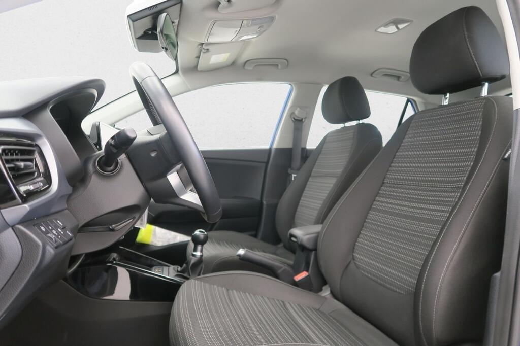 Kia Stonic SUV 1.0 T-GDI MHEV IMT 74KW DRIVE 100 5P 17