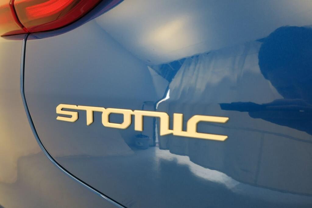 Kia Stonic SUV 1.0 T-GDI MHEV IMT 74KW DRIVE 100 5P 20