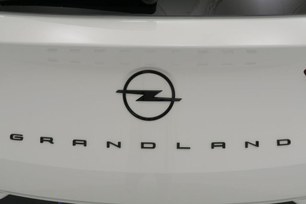 Opel Grandland GS 1.6T Plug-in Hybrid AT8 S/S 4X2 225 C 16