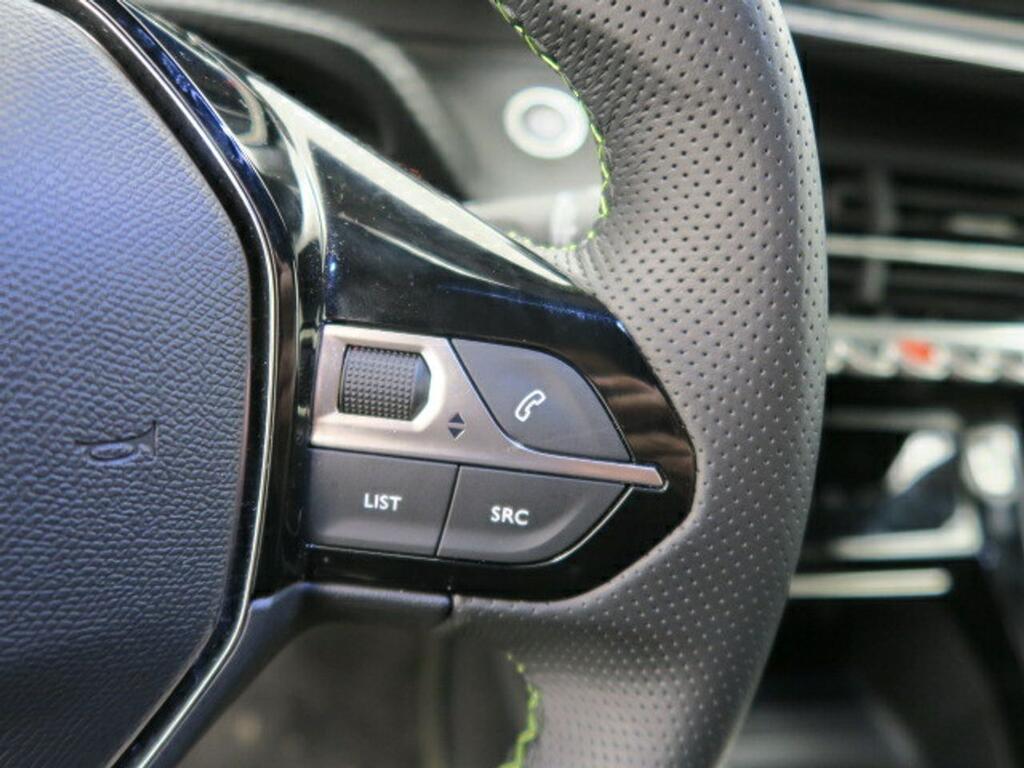 Peugeot 2008 GT ELECTRICO BEV 156CV (115KW) AUTO 5P 10