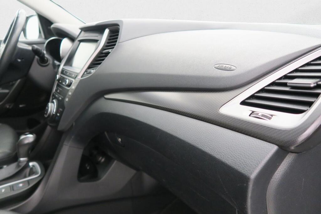 Hyundai Santa Fe TECNO AUTO 2.2 CRDI 200 CV AUTO 2WD 7STR 5P 7 PLAZAS 16