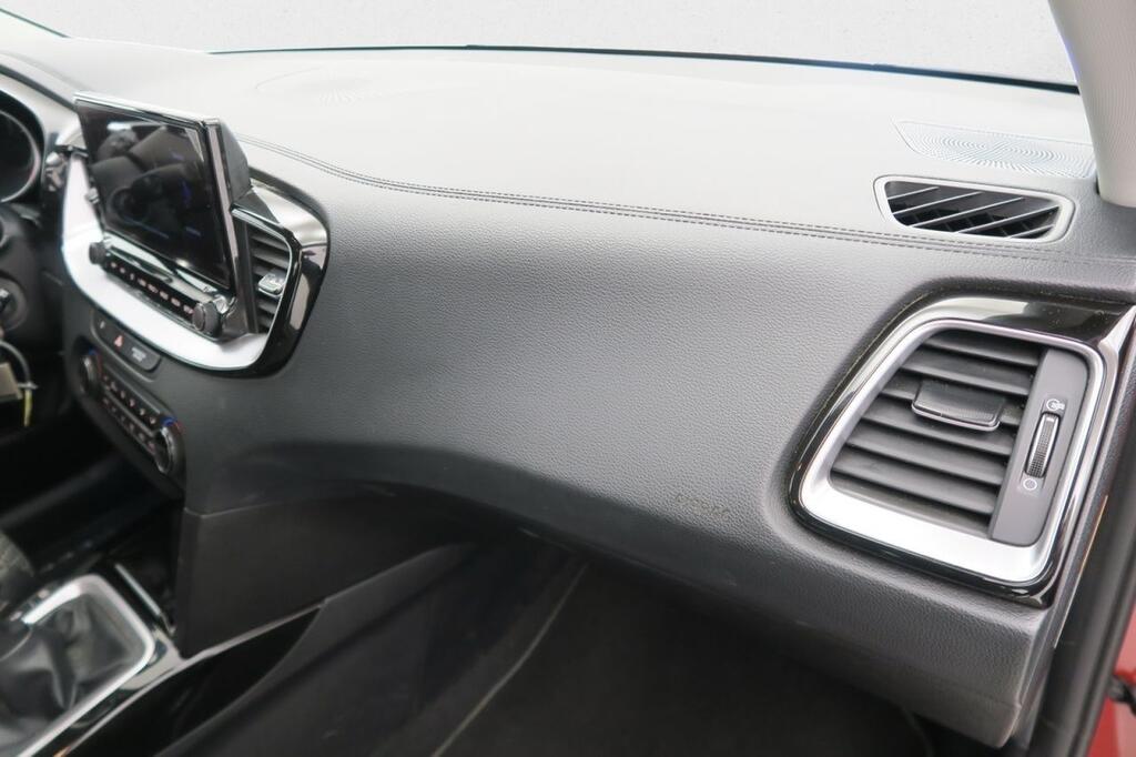 Kia Ceed 1.5 MHEV IMT TECH 160CV 5P 14