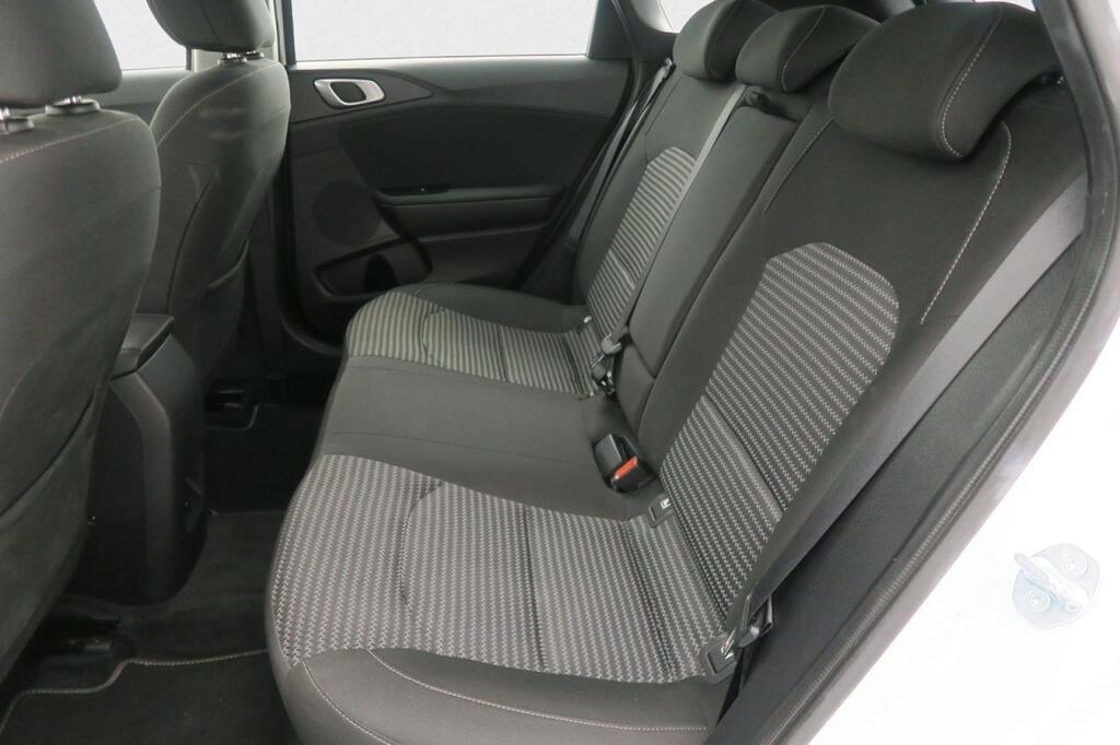 Kia Ceed Berlina 1.0 MHEV 74KW DRIVE DCT 100 5P 18