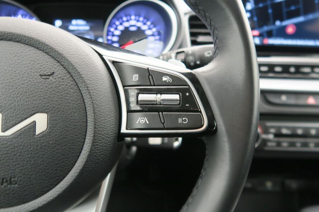 Kia Ceed Berlina 1.0 MHEV 74KW DRIVE DCT 100 5P 12