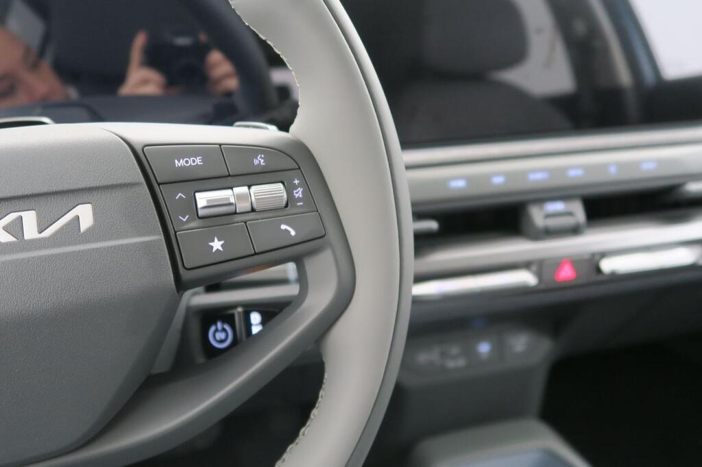 Kia EV3 BEV 81KWH 150KW EARTH AUTO 204 (LONG RANGE) 5P 12