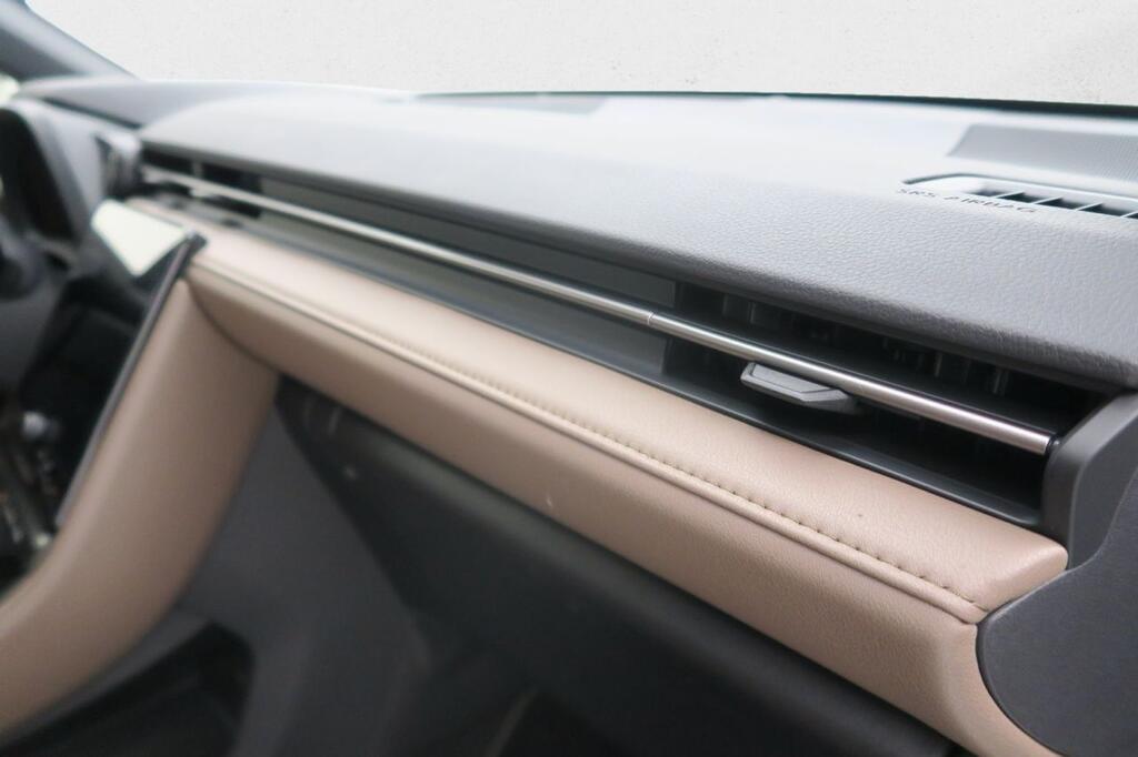 Lexus LBX ELEGANT PLUS 1.5 HYBRID 136 CV AUTO 5P 16