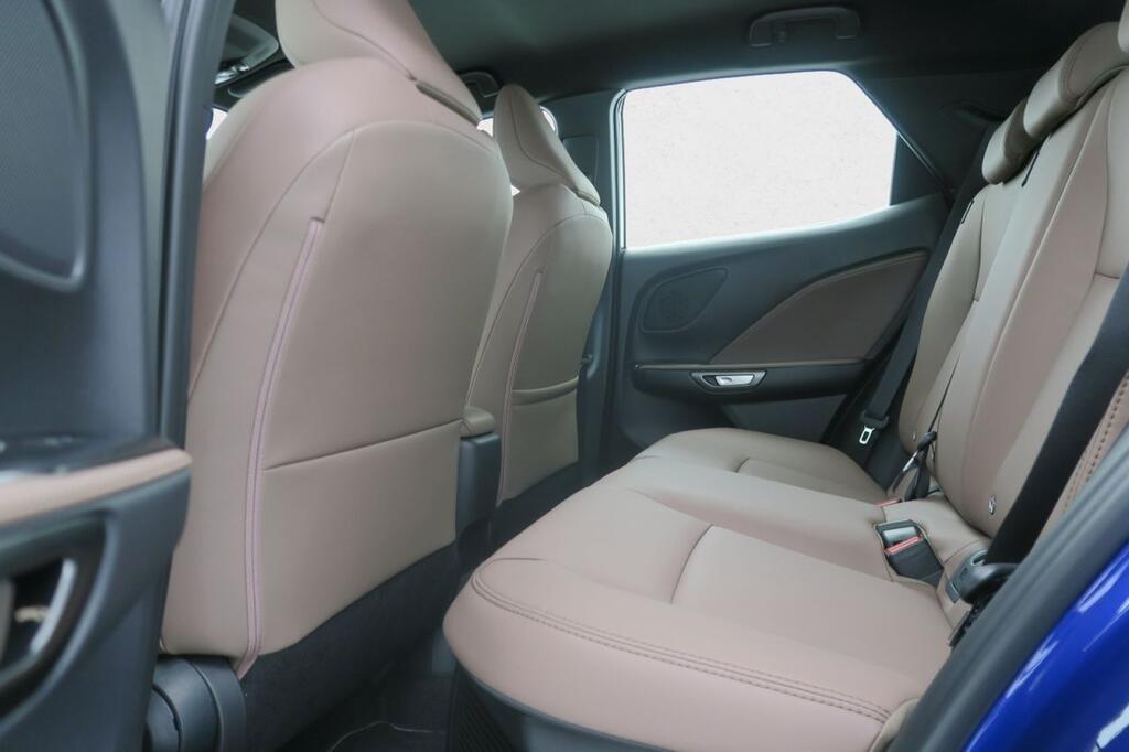 Lexus LBX ELEGANT PLUS 1.5 HYBRID 136 CV AUTO 5P 19