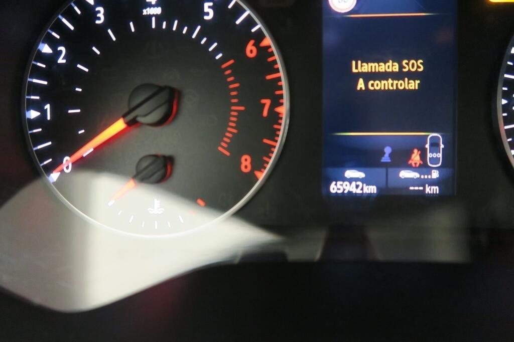 Renault Clio ZEN 1.0 TCE 100 CV 5P 8