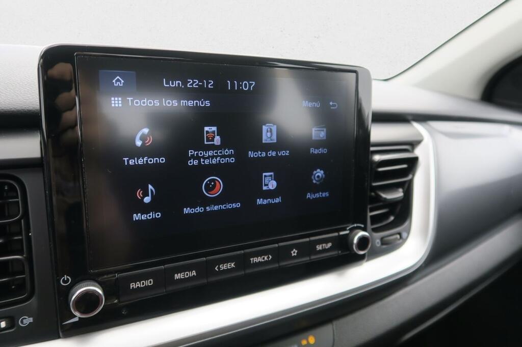 Kia Stonic CONCEPT 1.0 T-GDI MHEV IMT 100 CV 5P 13