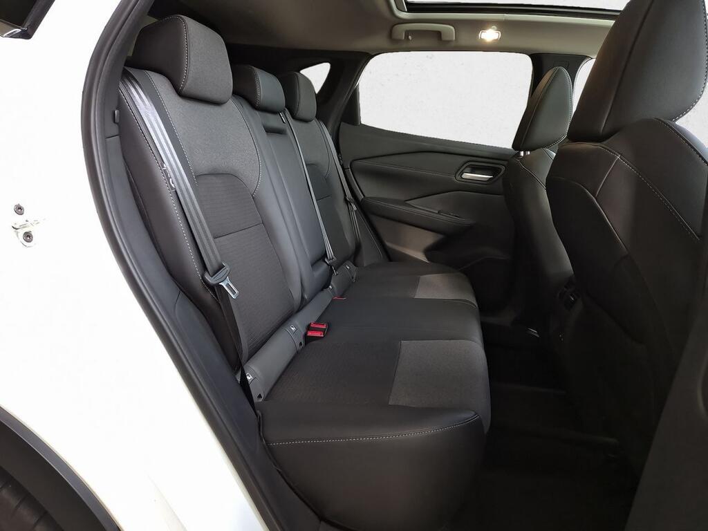 Nissan Qashqai DIG-T 103kW N-Connecta 8